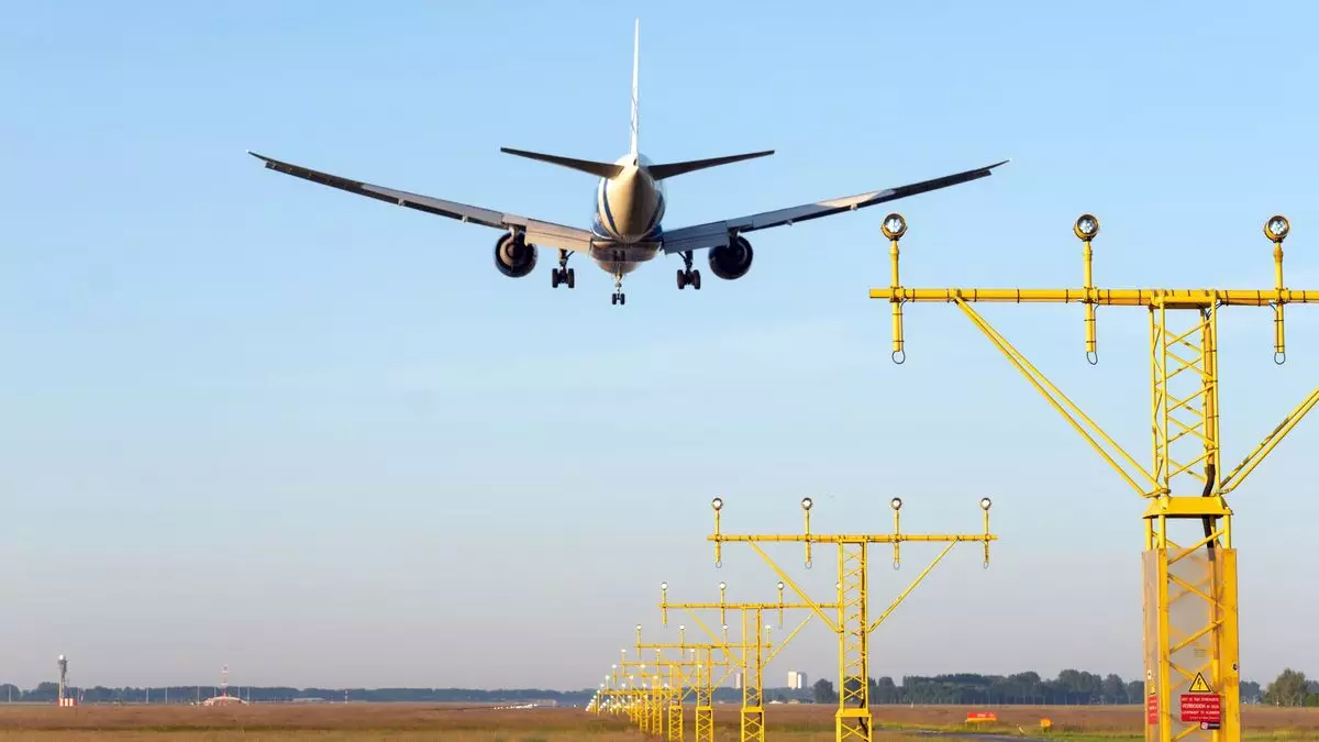 The Future of Schiphol Airport: Limited Capacity Reduction in 2024