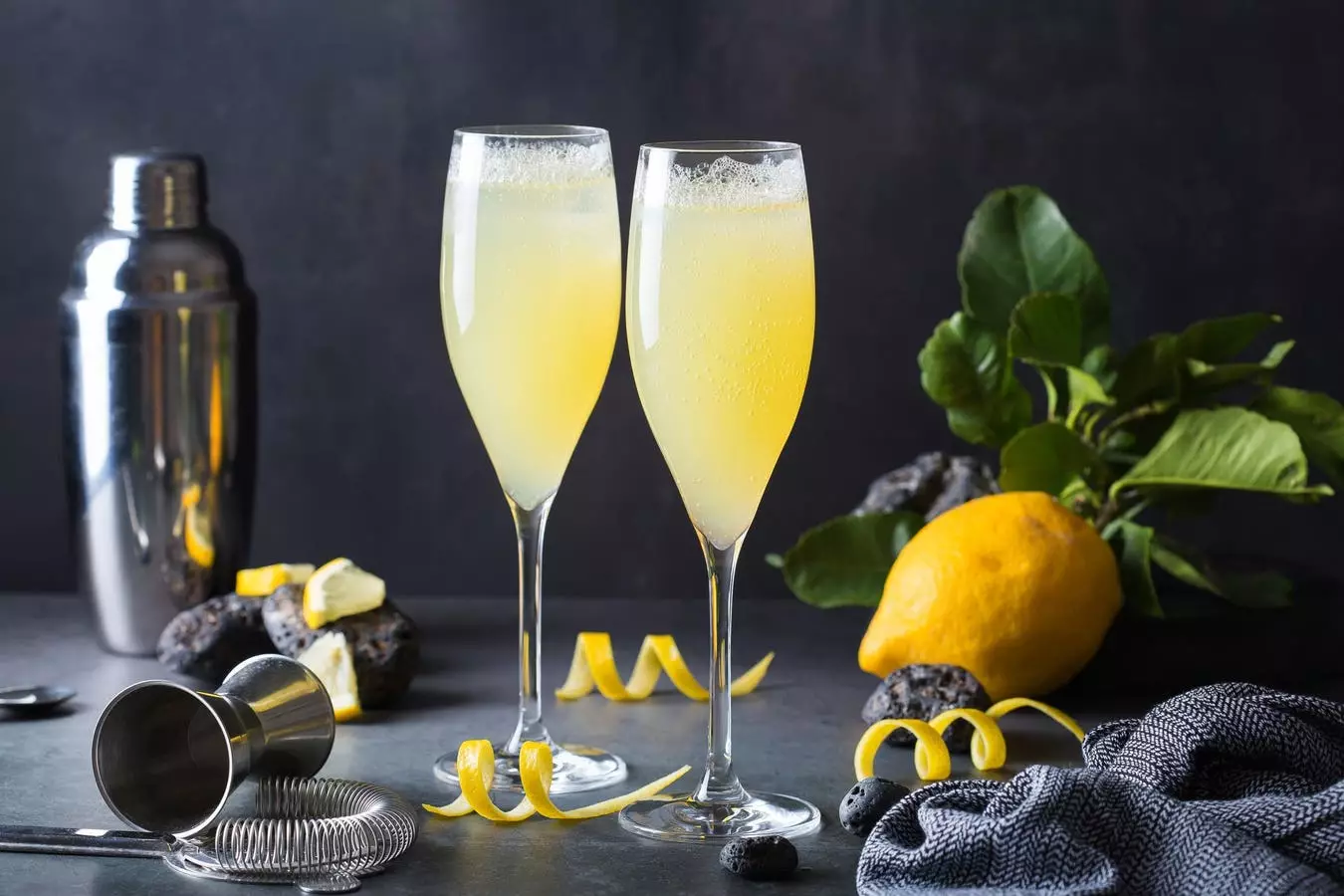 The Evolution of the French 75 Cocktail: Exploring New Variations