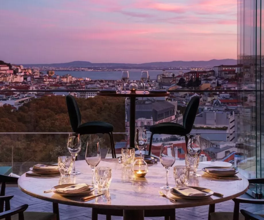 Exploring Lisbon’s Spectacular Dining and Drinking Scenes