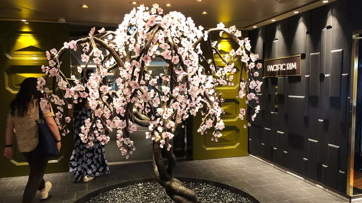 The Luxury Experience: Aboard the Seven Seas Grandeur