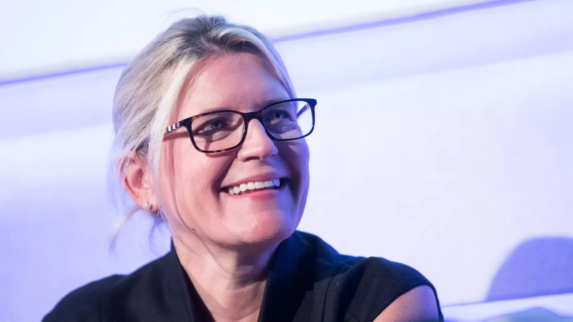 Journey of JetBlue Airways: Striving for Success in a Challenging Industry