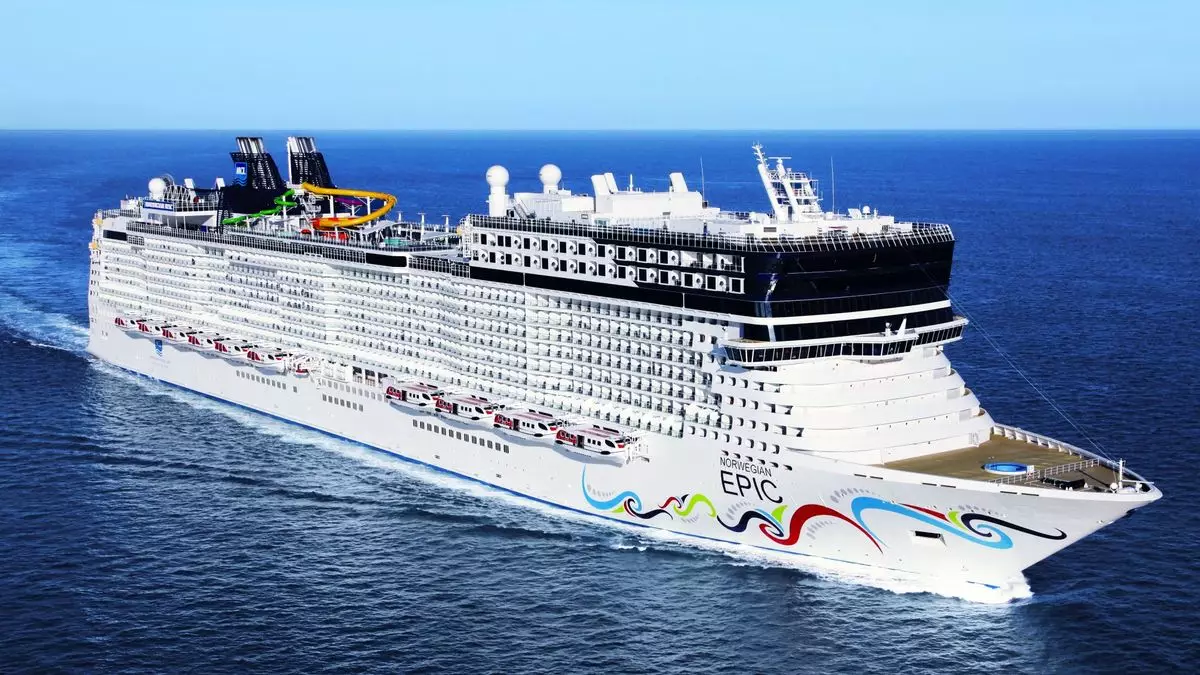 A Surge in Cruise Bookings and Revenue During Wave Season