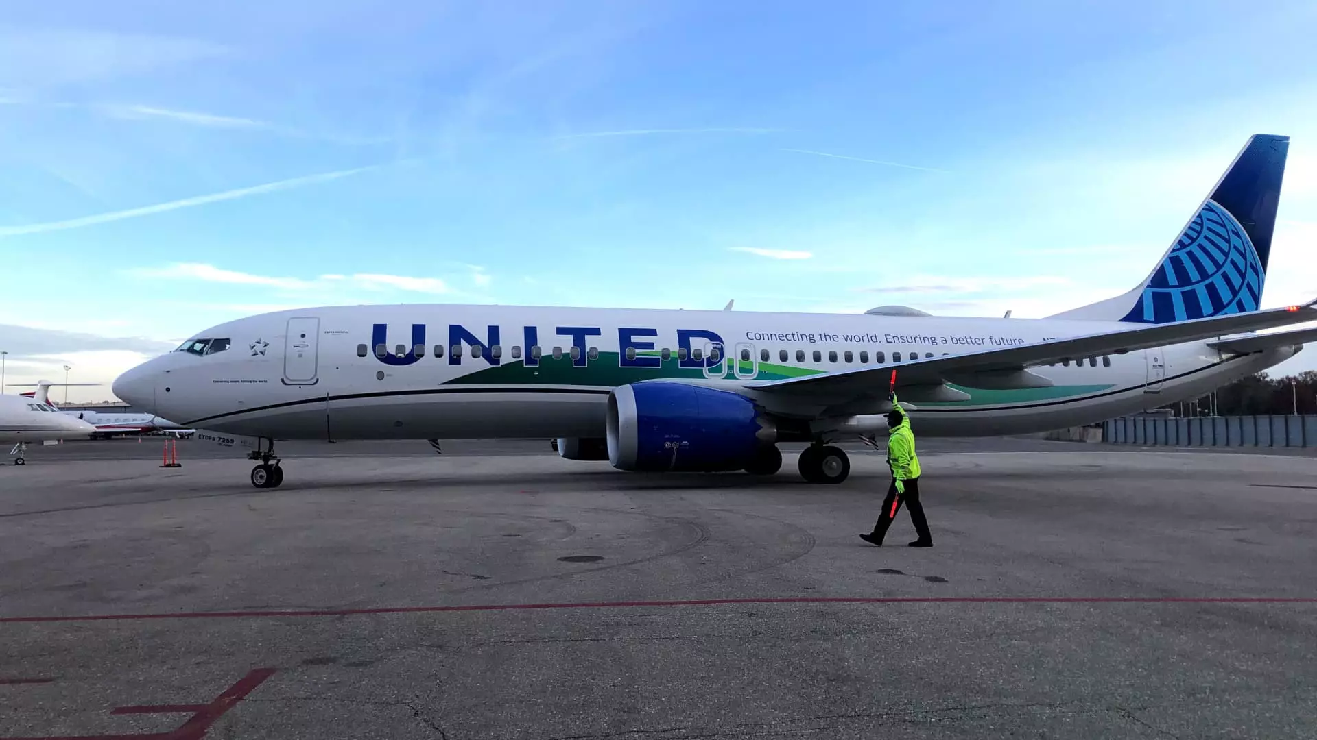 United Airlines Receives FAA Clearance for New Aircraft and Routes