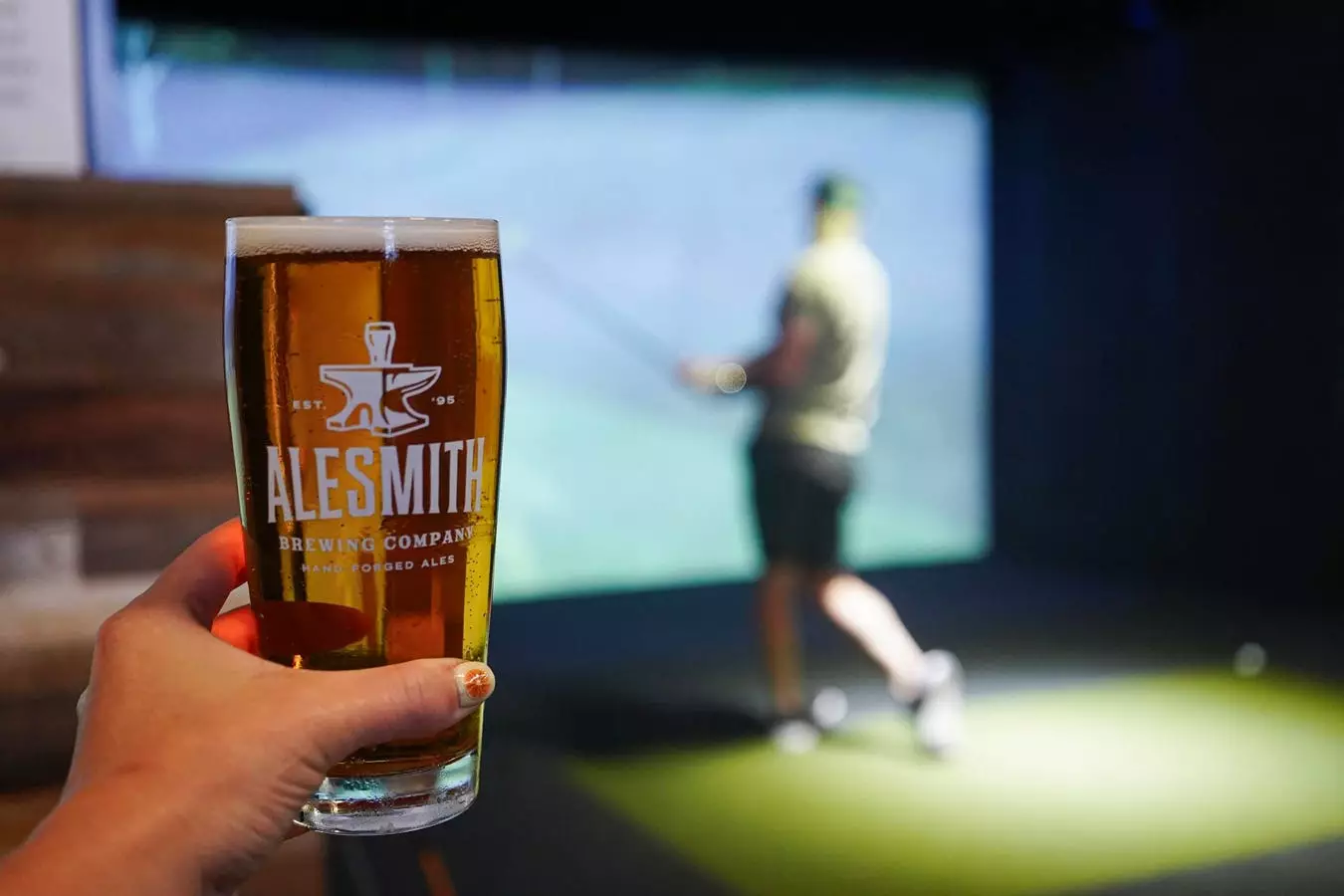 The Rise of Golf Simulators in Brewery Tasting Rooms