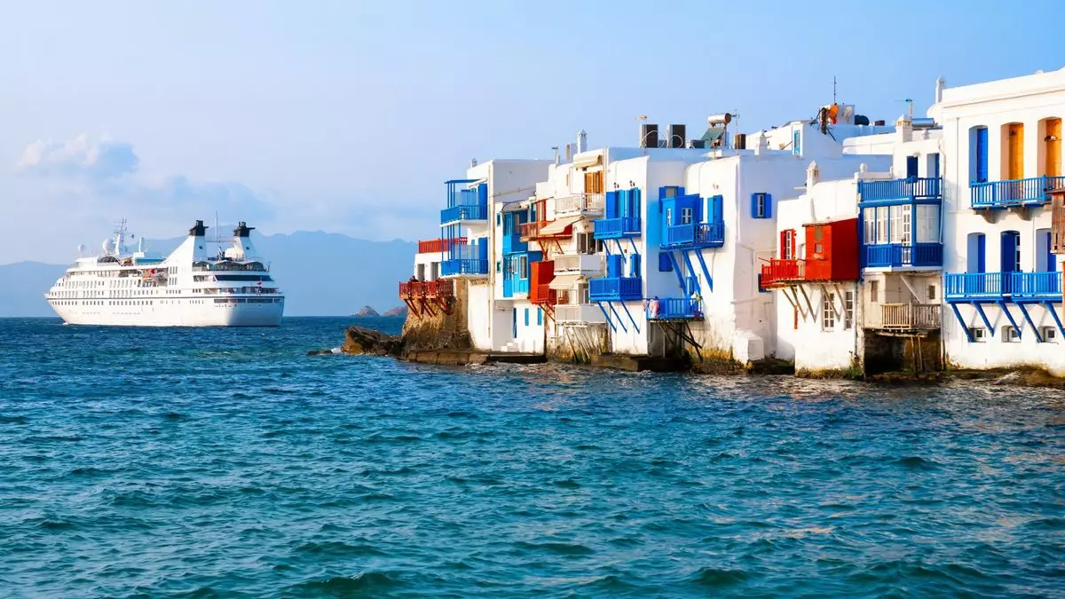 The Ongoing Debate on Cruise Ship Restrictions in Greece