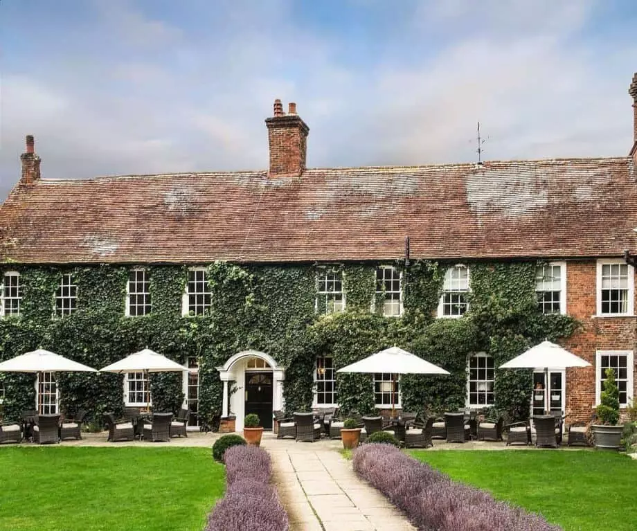 The Charming Bush Hotel Farnham – A Hidden Gem