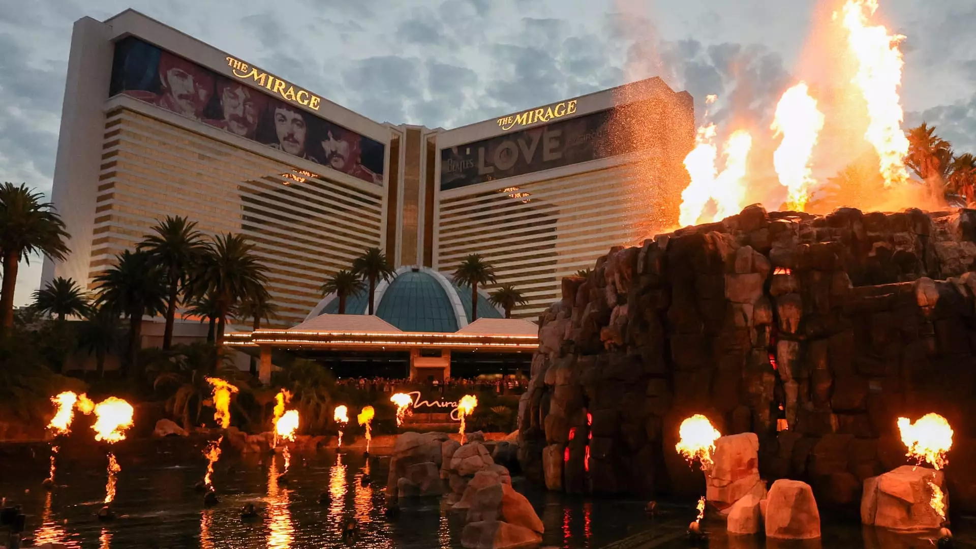 The Mirage Closes to Make Way for Hard Rock’s New Guitar Hotel: A New Era in Las Vegas Tourism