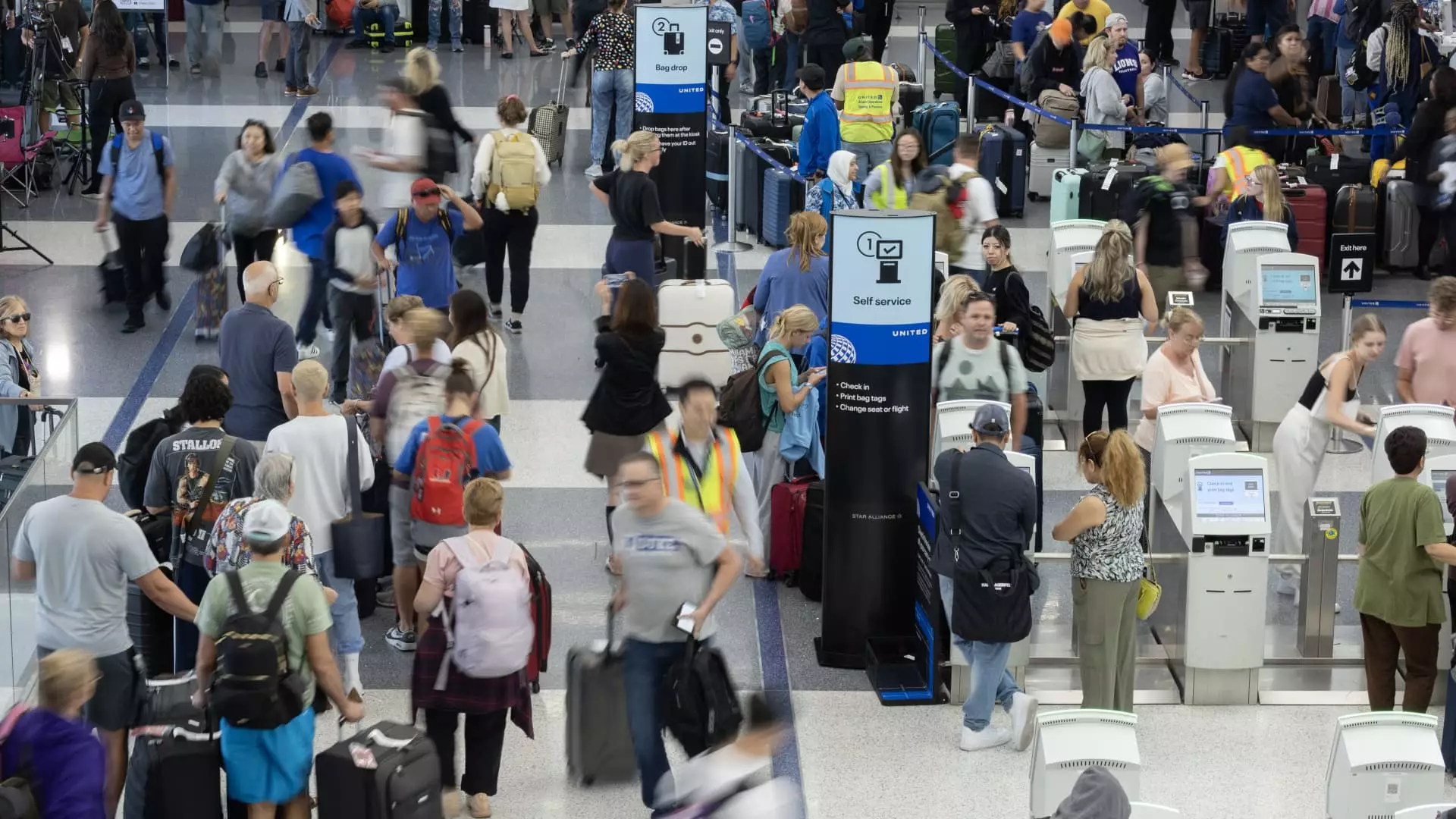 Improvement in Flight Delays and Cancellations Seen After Global IT Outage