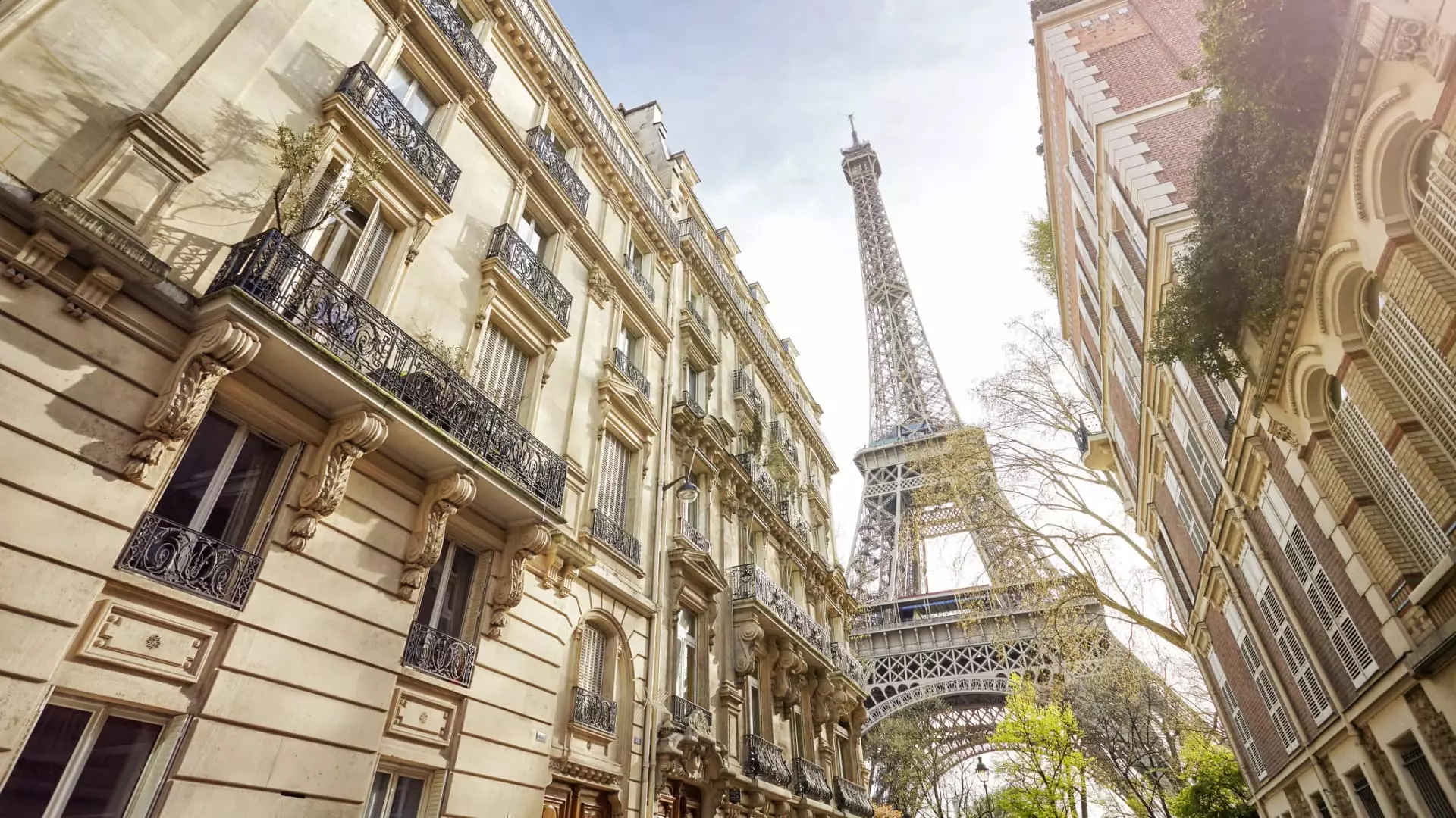 The Ultimate Luxury Experience in Paris