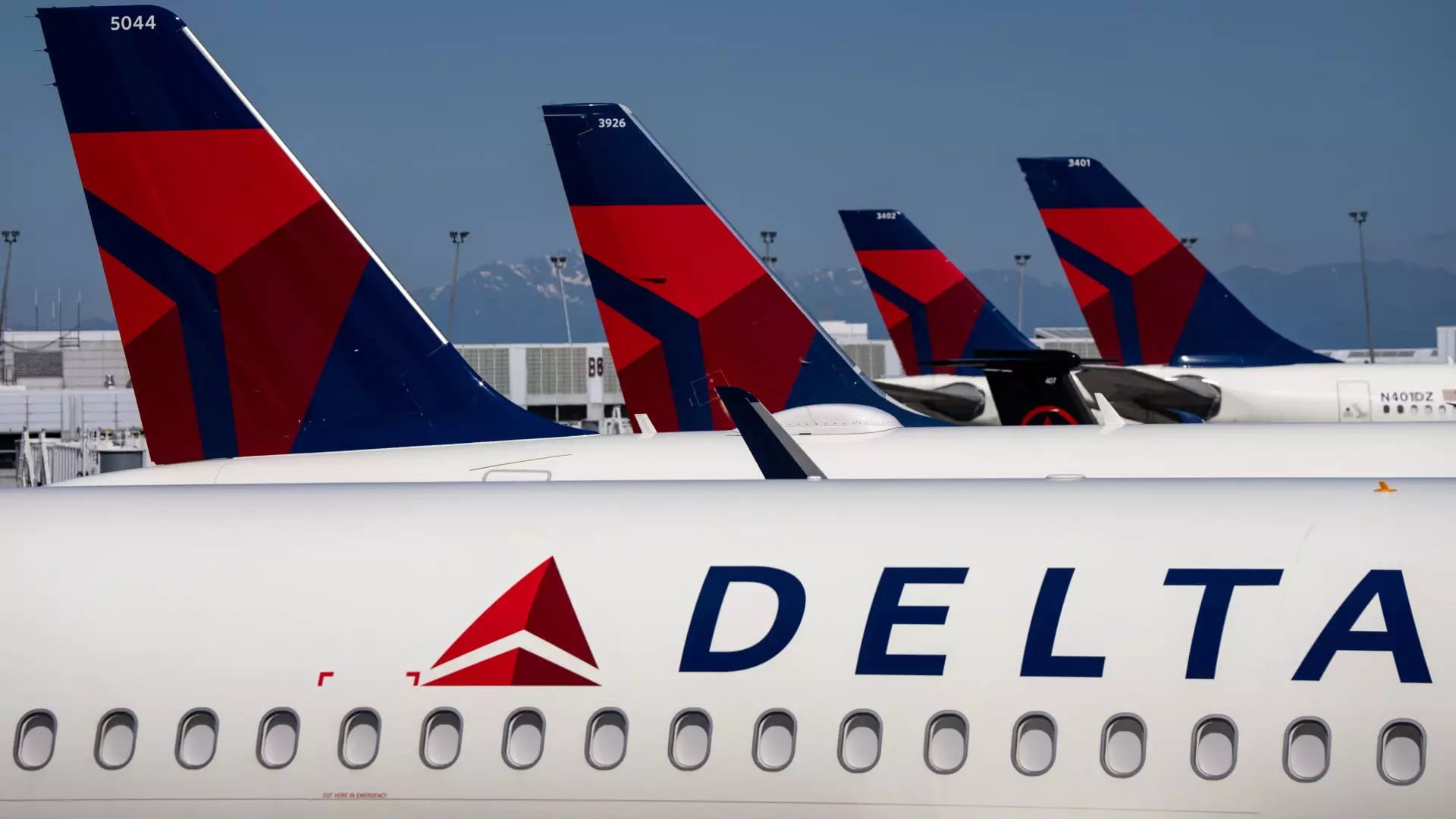 Delta Air Lines obvinila Microsoft a CrowdStrike z masívnej IT poruchy, ktorá spôsobila zrušenie tisícov letov