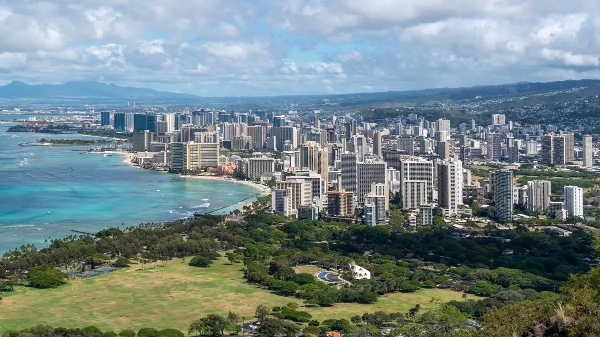 Opatření k obnově turistického průmyslu Havaje po lesních požárech na Maui