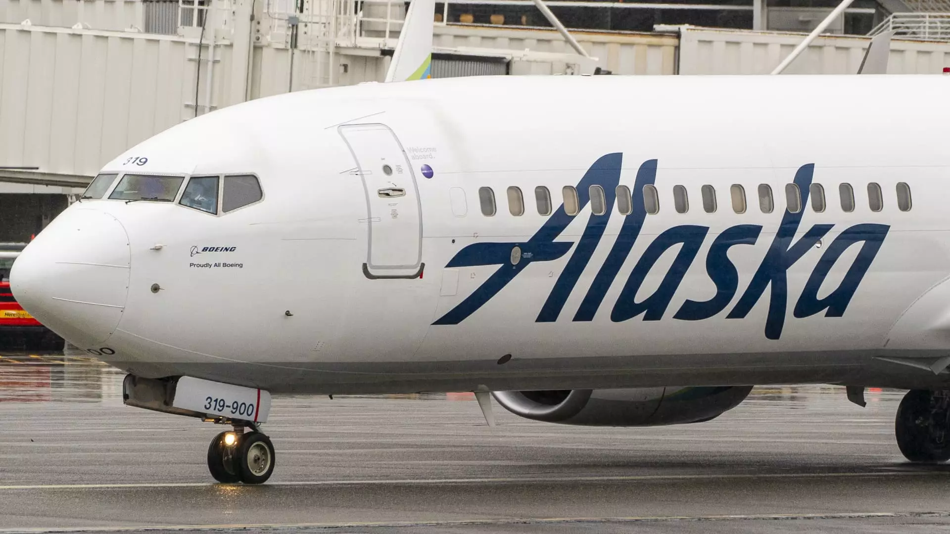 Alaska Airlines Flight Attendants Reject Labor Deal