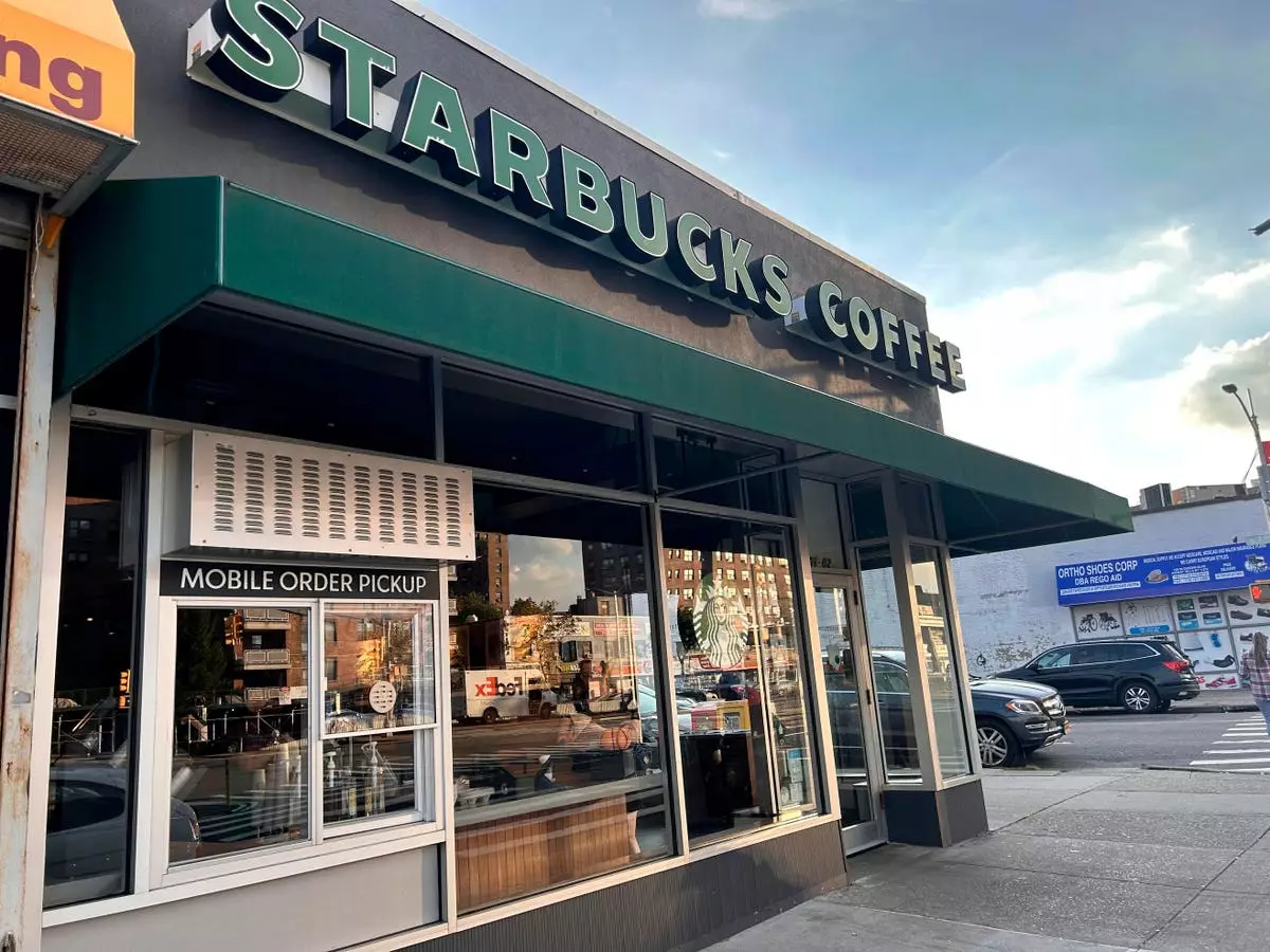 Starbucks odvolal svého generálního ředitele