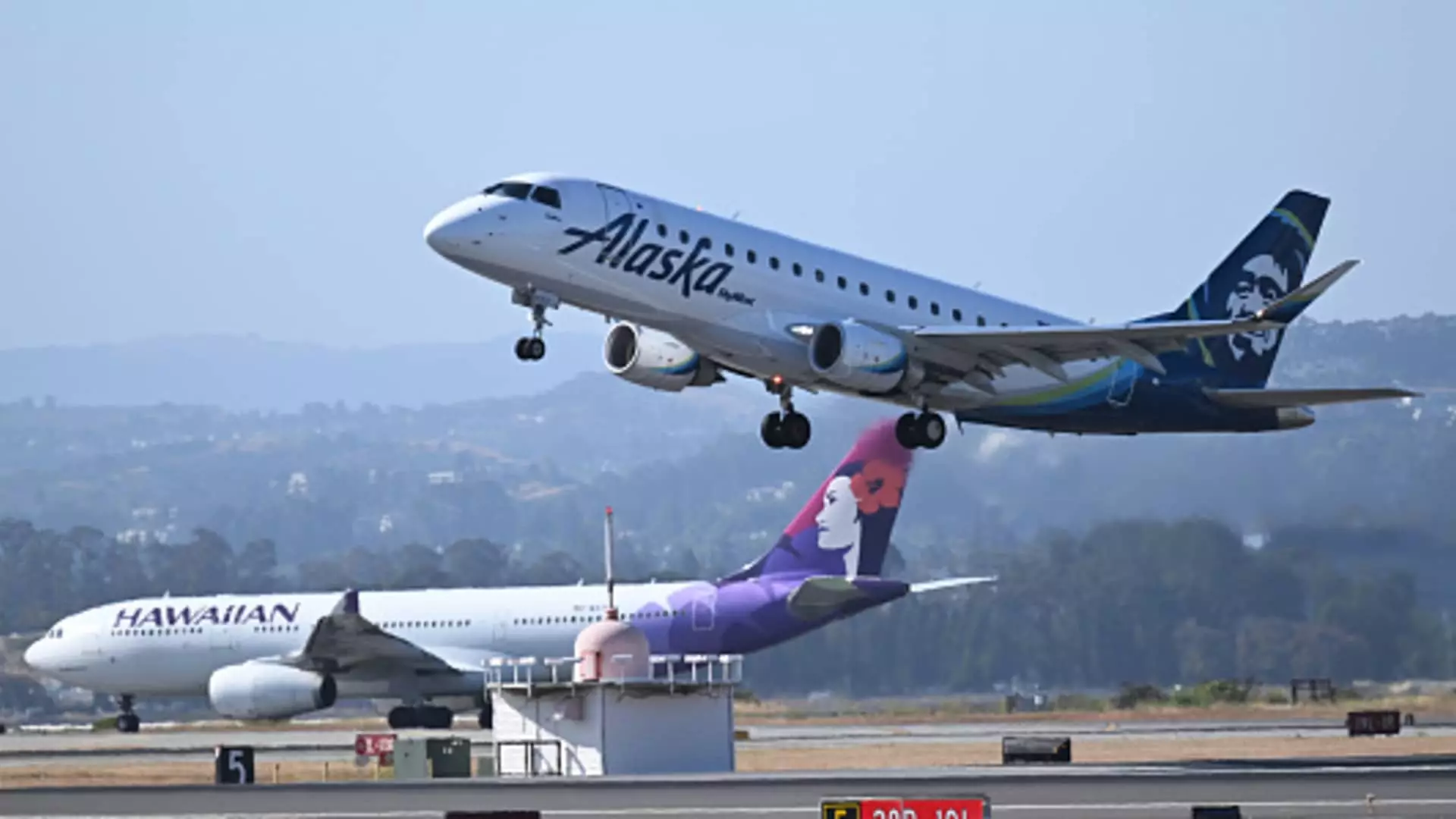 Schválení akvizice společnosti Alaska Airlines společností Hawaiian Airlines