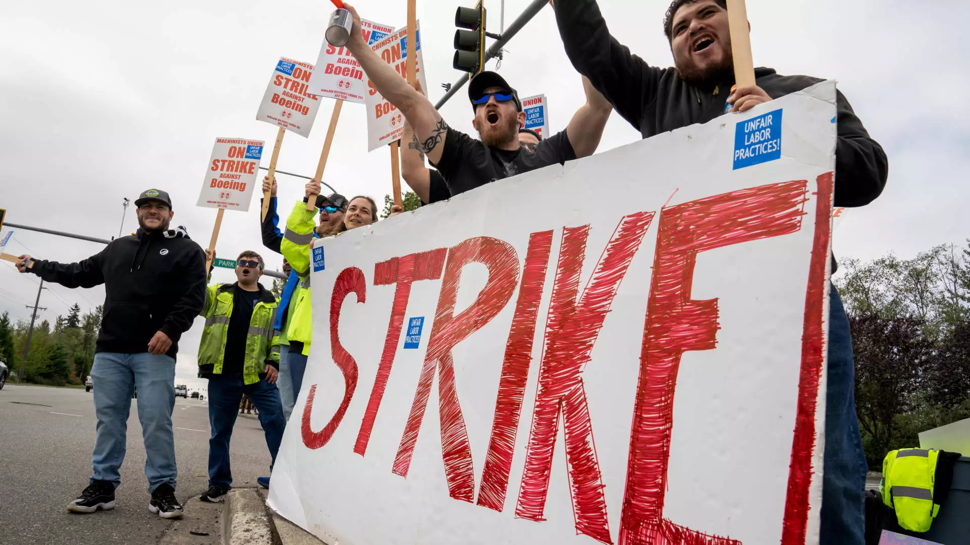 Boeing’s Negotiation Dilemma: The Impact of the Machinists’ Strike