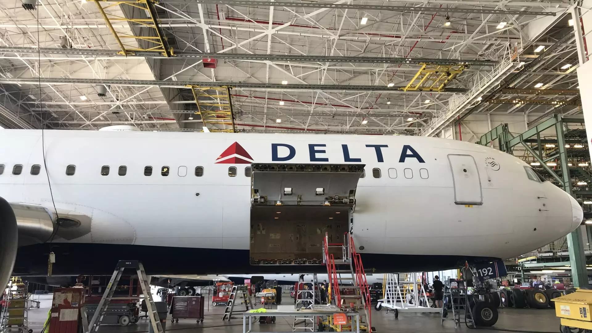 Delta Air Lines: Navigating Growth Amid Election Uncertainty