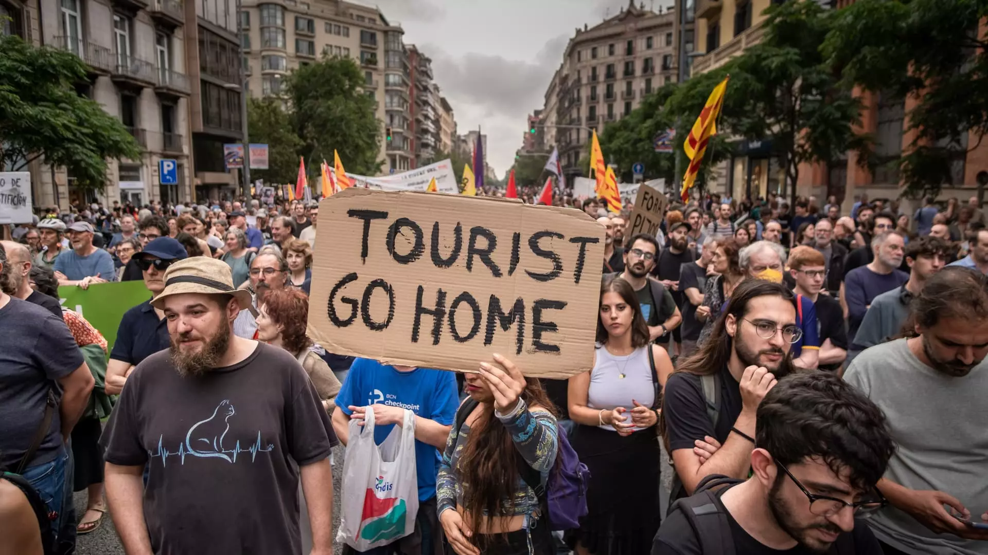 Barcelona’s Fight Against Overtourism: A Complex Situation of Protests and Persistence