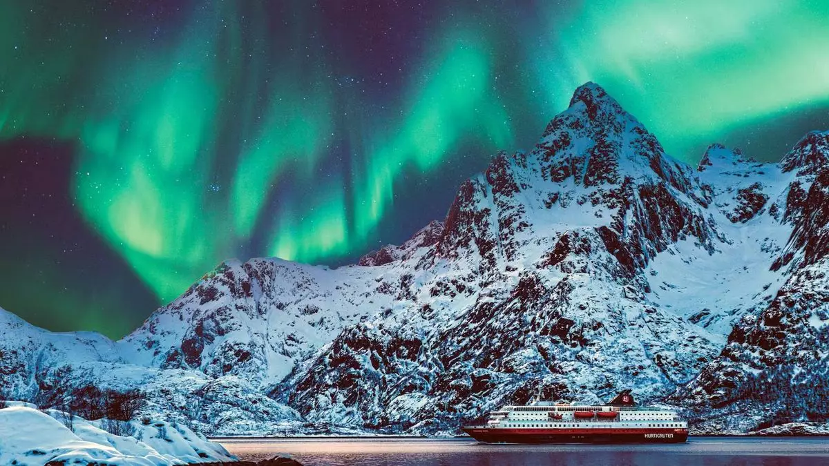 Hurtigruten’s Incentive Program for Travel Advisors: A Fresh Wave of Opportunity