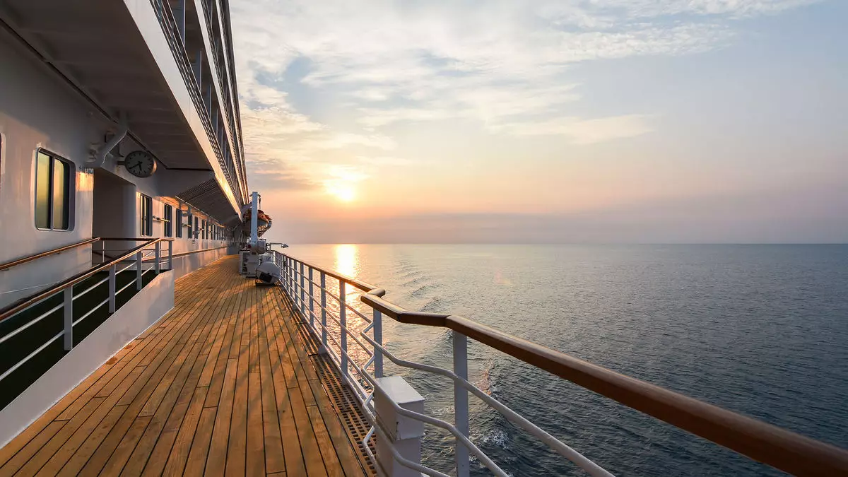 The Rising Tide of Gastrointestinal Illnesses on Cruise Ships: A 2024 Overview