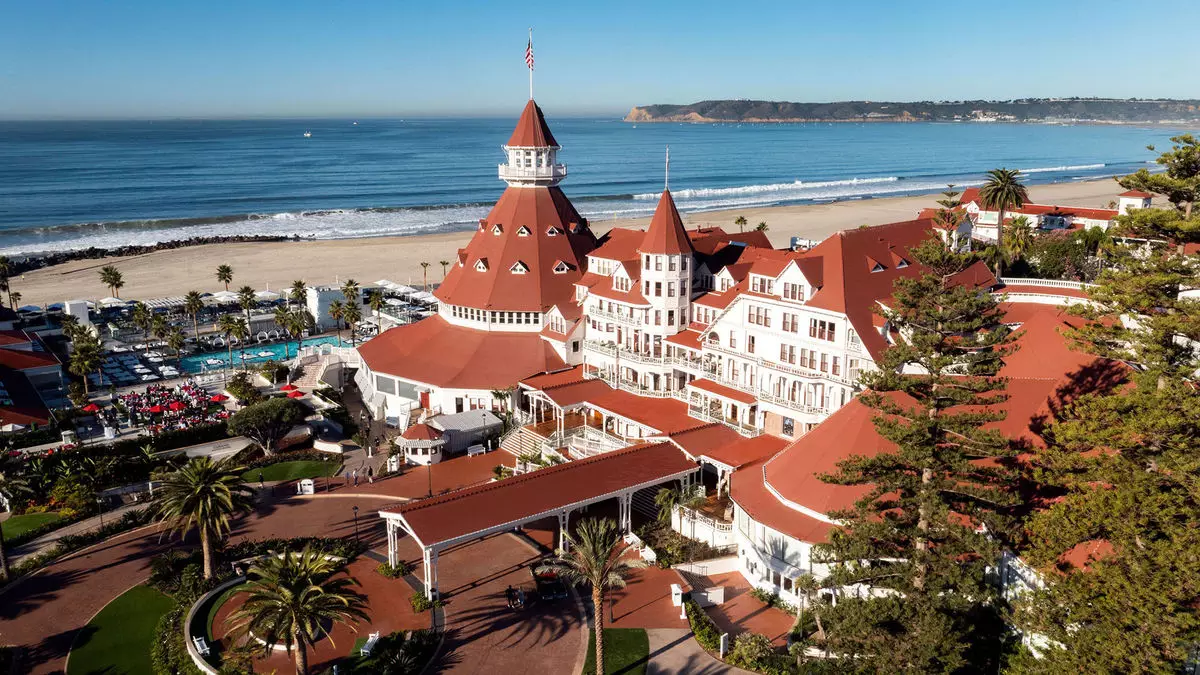 Revitalizing History: A Transformation of the Iconic Hotel Del Coronado