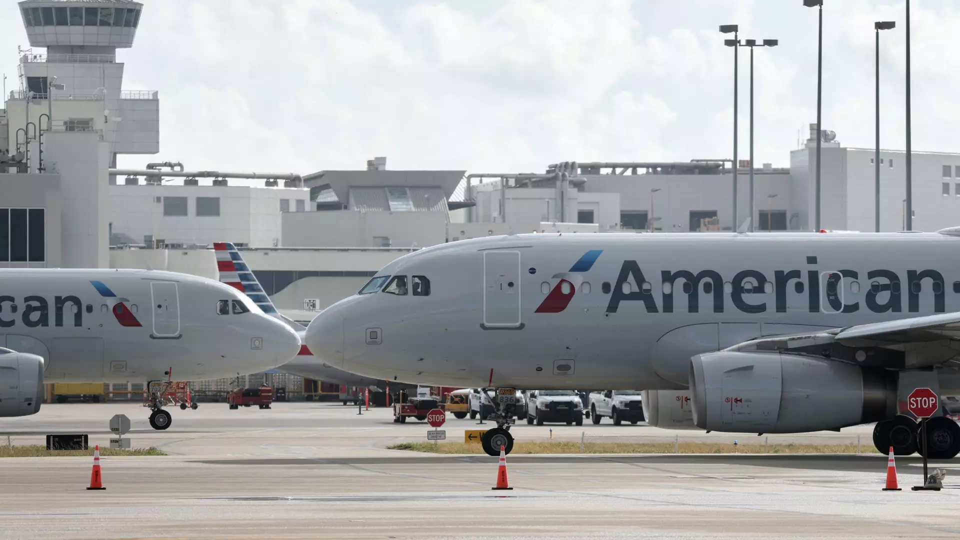 American Airlines Faces Challenging Horizon Despite Resilience